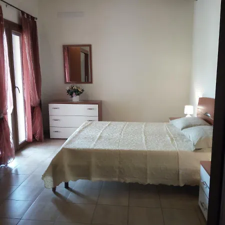 Casa Vacanze 度假居 多穆斯-德玛丽亚